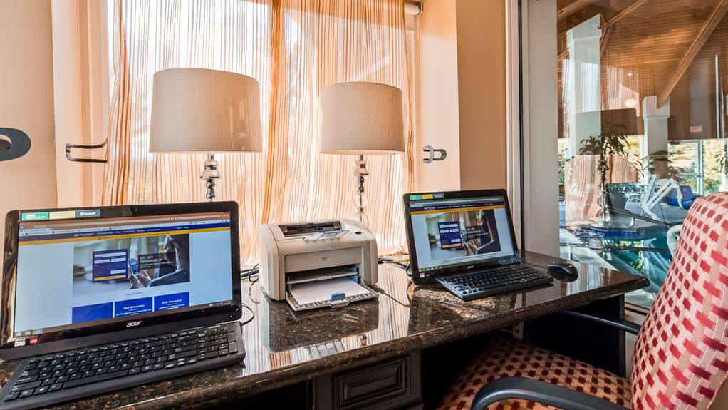 Best Western Plus Corning Inn - photo 22