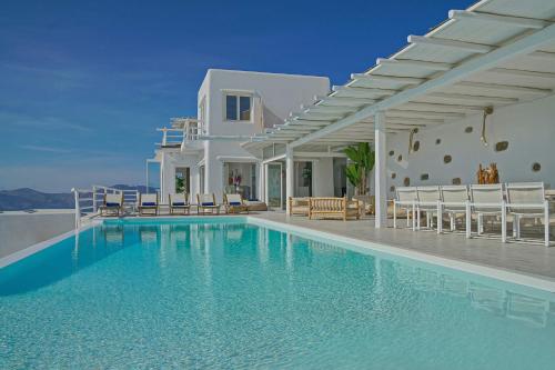 M11 Aegean Villa Luxury Mykonos Villa — 4-Star Luxury Hotel in Mykonos, Greece