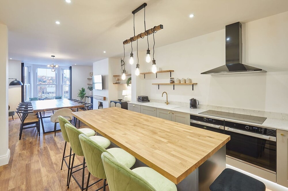 Host & Stay Albion House