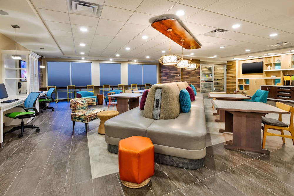 Home2 Suites by Hilton Saginaw MI - photo 3