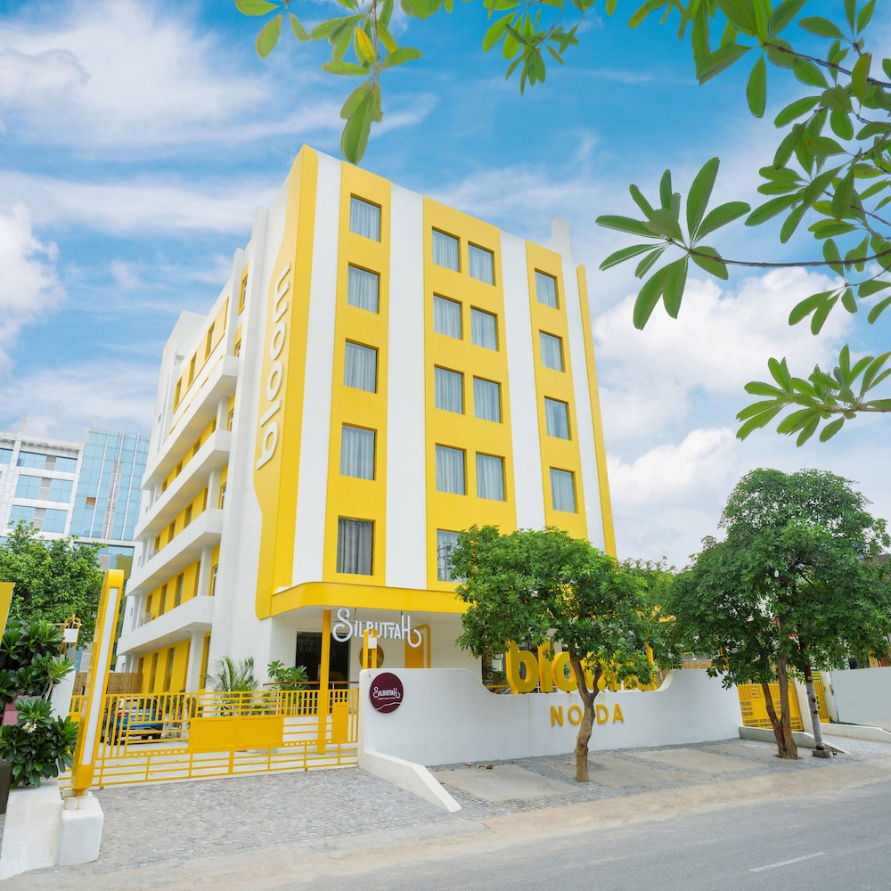 Bloom Hotel Sector 62 in Noida, India
