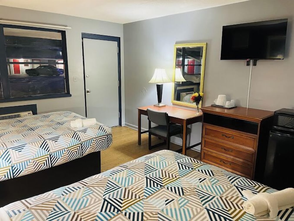 Regent Motel — Albany