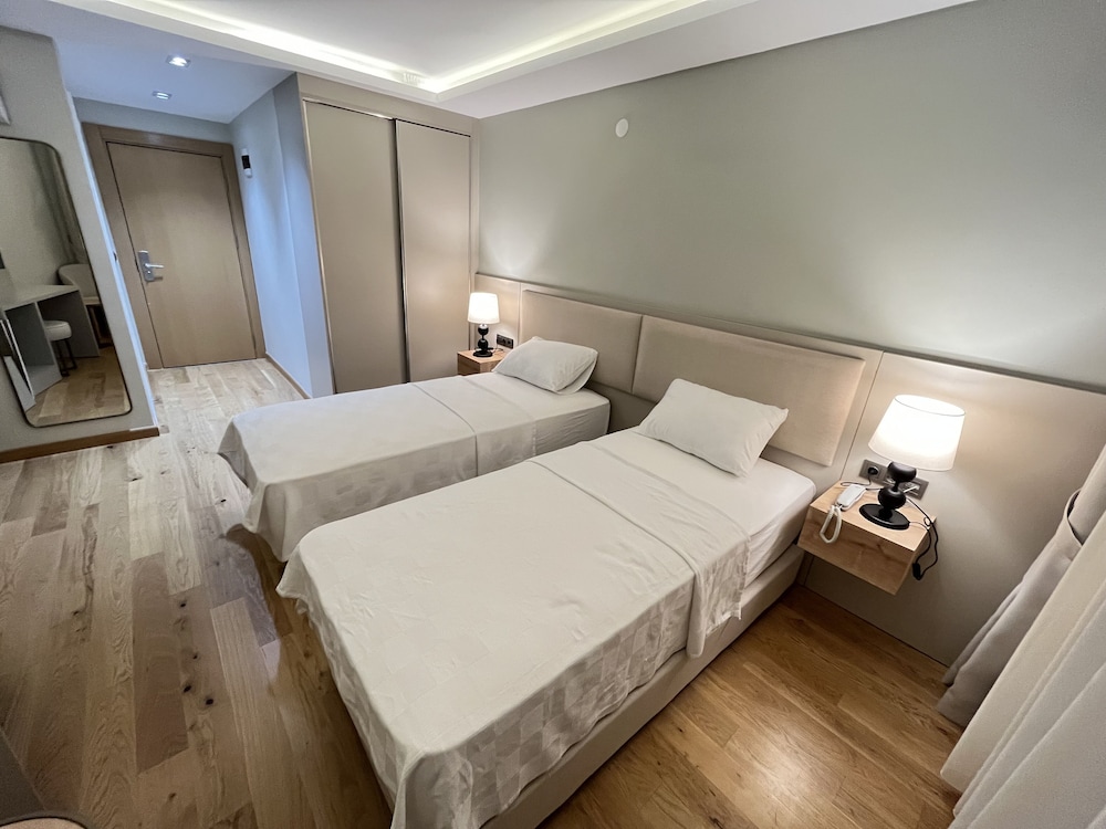 Sezer’s Oliva Hotel — Ezine — photo 5