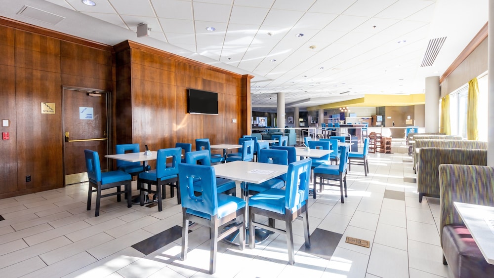 Holiday Inn Express Boise University Area by IHG - photo 65