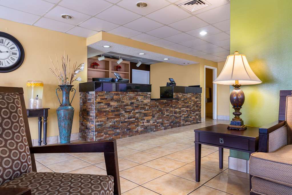Quality Inn at Arlington Highlands - photo 6