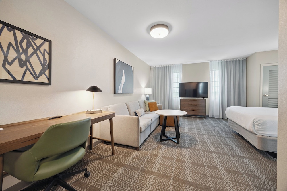 Staybridge Suites Sacramento Woodland - photo 36