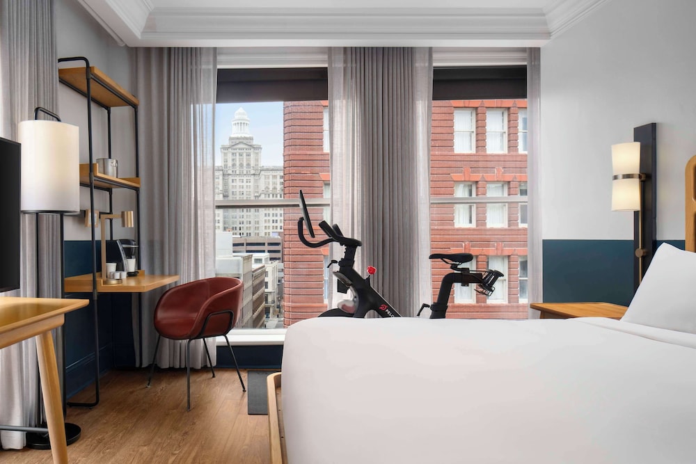 Hotel Theo New Orleans Tapestry Collection by Hilton - photo 12