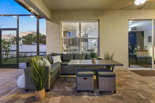 6BR Heated Pool Spa Gym Peloton Theater GameRoom in Tampa, United States