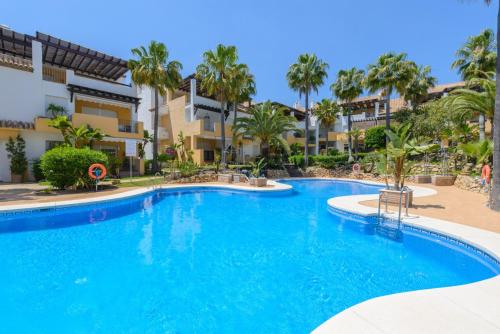Cubo's Apartamento 1 A Arenas de Marbella — 4-Star Luxury Hotel in Marbella, Spain
