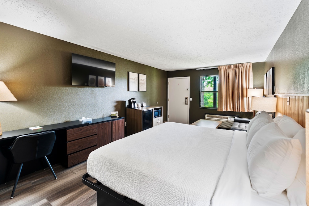 Tremont Lodge & Resort - photo 95