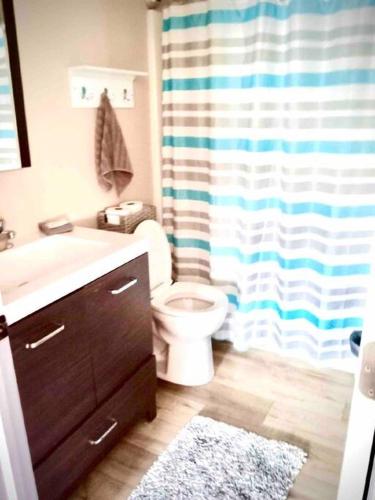 The Salt Life Entire Home 8 Bdrm 3bath & GameRoom — 4-Star Luxury Hotel in Seaside Heights, United States