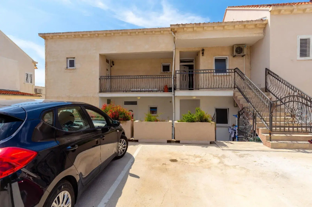 Hedera Estate Hedera A17 in Dubrovnik, Croatia