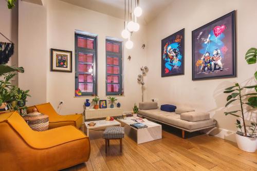 Thisseion Lofts George — 4-Star Luxury Hotel in Athens, Greece