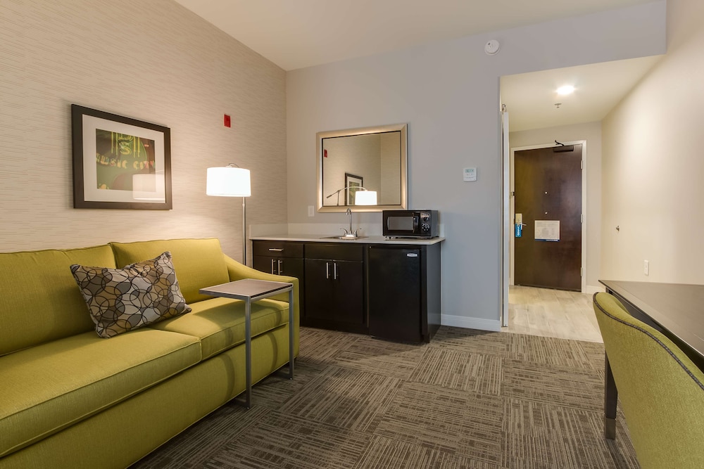 Hampton Inn White House - photo 24