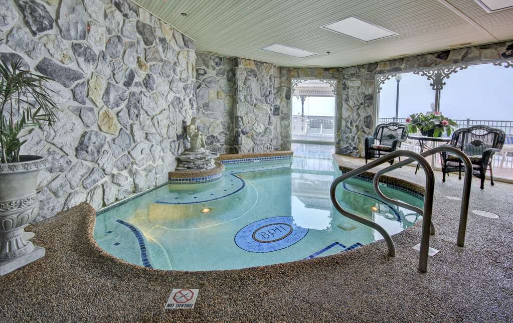 Boardwalk Plaza Hotel - photo 19