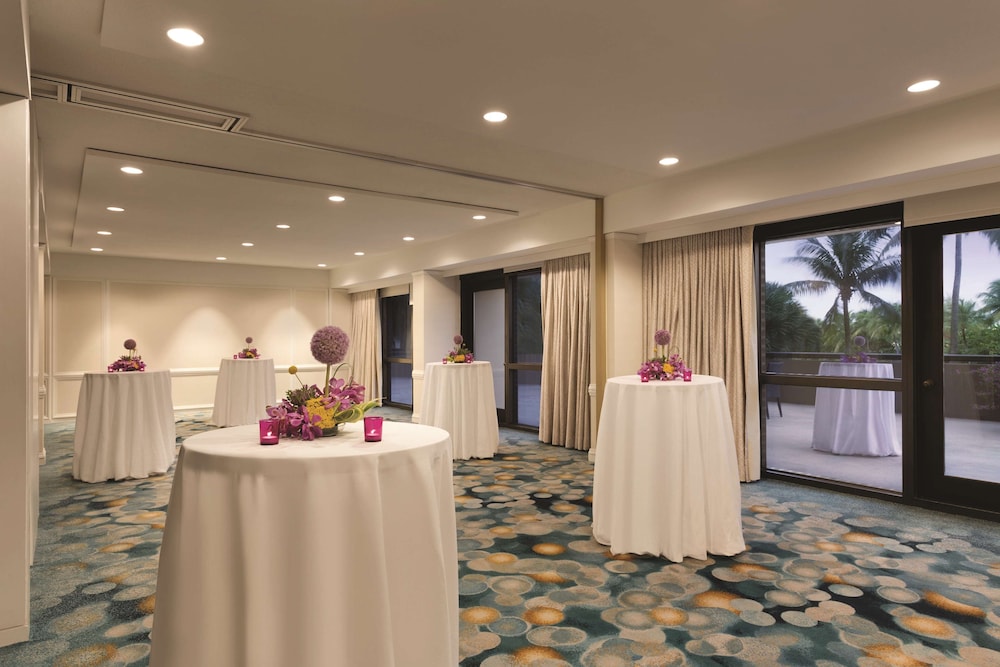 Hilton Miami Airport Blue Lagoon - photo 67