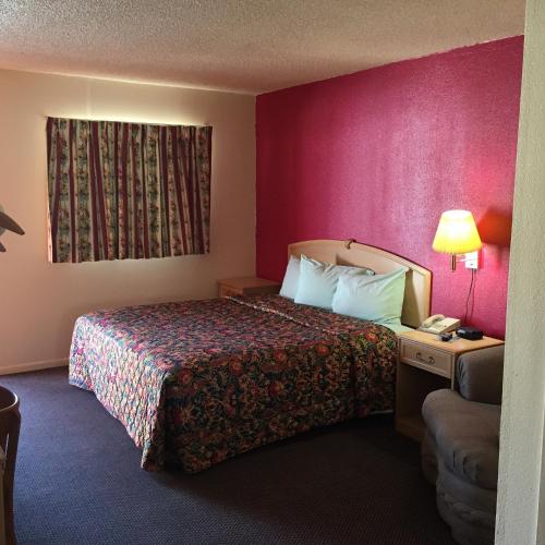 Avalon Motel - photo 7