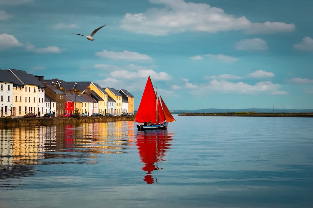 The Herons Rest Boutique Townhouse — 4-Star Luxury Hotel in Gaillimh, Republic of Ireland