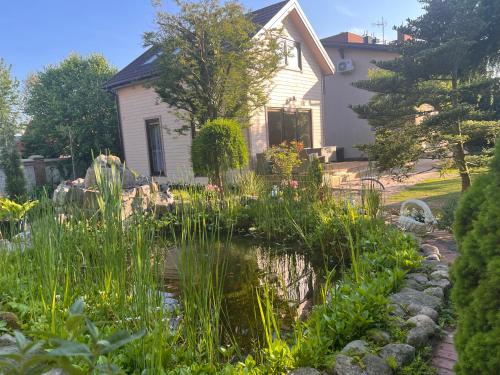 Domek Willa Garden in Ustronie Morskie, Poland