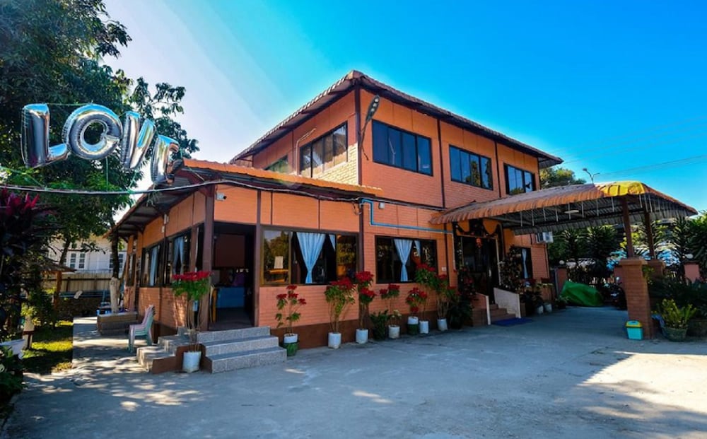 Wun Tawp Garden Hotel in Myitkyina, Myanmar