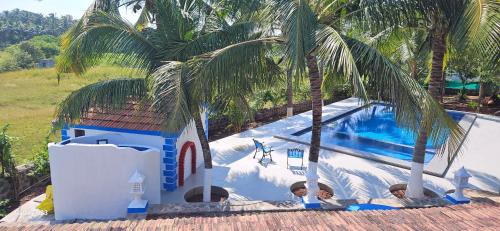 Aqua Arina Holiday Farm House — 4-Star Luxury Hotel in Murud, India