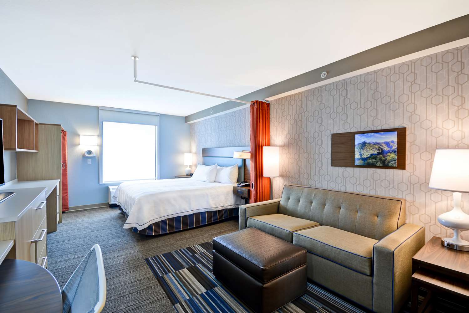 Home2 Suites by Hilton Pigeon Forge - photo 10