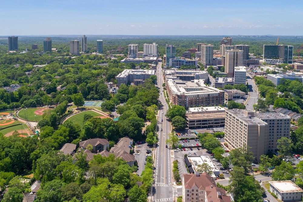 Quality Suites Buckhead Village