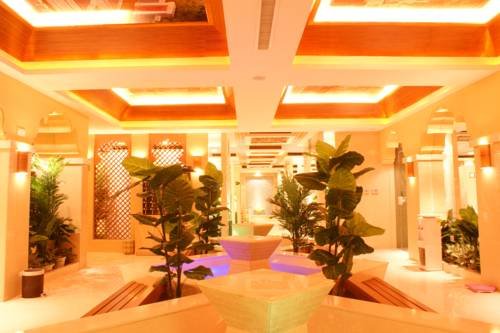 New Beacon Sunyee Spa Hotel — 4-Star Luxury Hotel in Wuhan, People's Republic of China