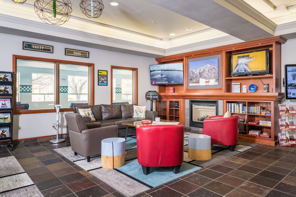 Wood River Inn & Suites - photo 14