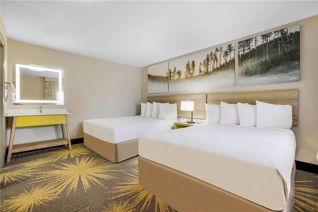 Days Inn by Wyndham Cortez - photo 28