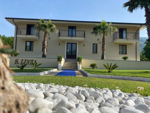 Affittacamere Santa Lucia — 4-Star Luxury Hotel in Roccarainola, Italy