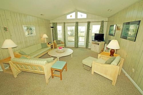 Sn116 Daube - carbon neutral hotel in Nags Head