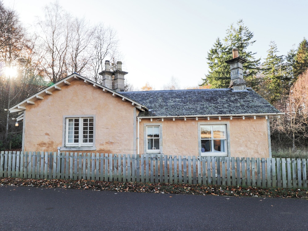 Cormack Lodge Brodie Castle — 4-Star Luxury Hotel in Forres, United Kingdom