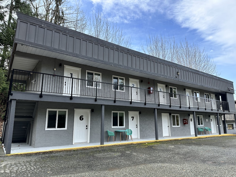 South Shore Motel — hotel in Lake Cowichan