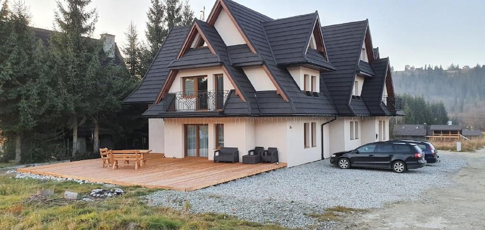 Apartamenty Górski Kryształ — 4-Star Luxury Hotel in Poronin, Poland