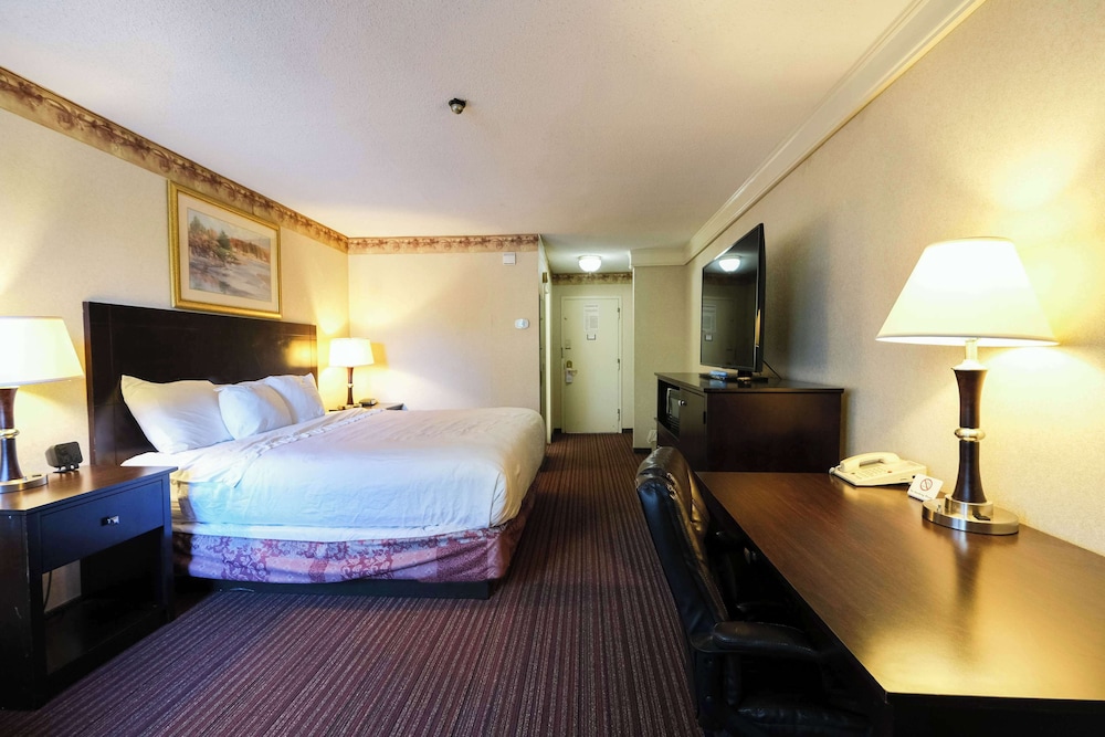 Fireside Inn & Suites Portland - photo 34