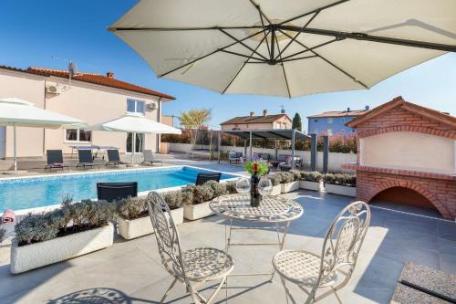 Villa Berg II — 4-Star Luxury Hotel in Fazana, Croatia