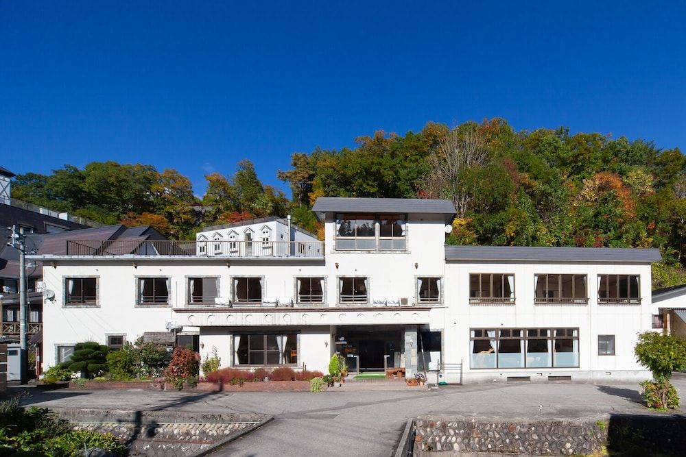 Seseragi - carbon neutral hotel in Hakuba