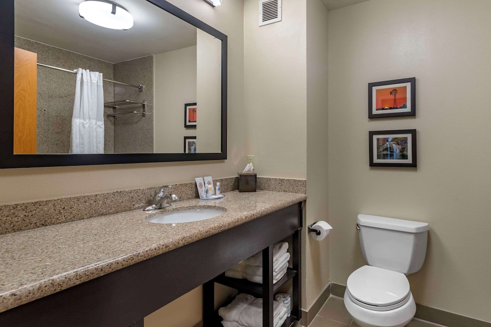 Comfort Inn & Suites Glenpool - photo 36