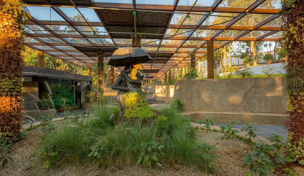 Siri Nature Roost — 4-Star Luxury Hotel in Chikmagalur, India