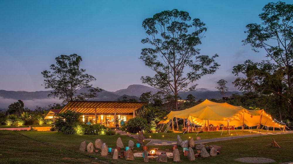 Kinkara Luxury Retreat in San Isidro, Costa Rica