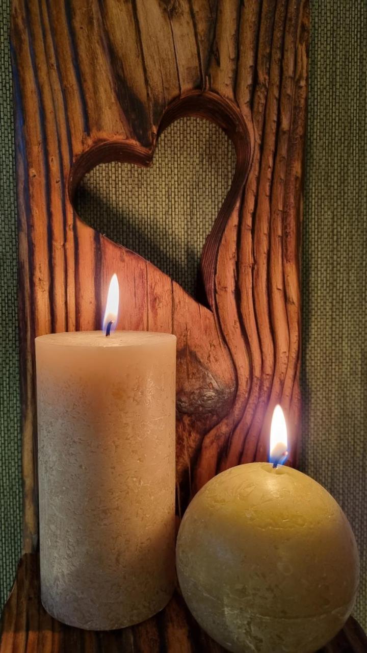 Ferienhaus Rehblick direkt in der Natur mit Lesezimmer und zwei Terrassen in Friedrichroda, Germany