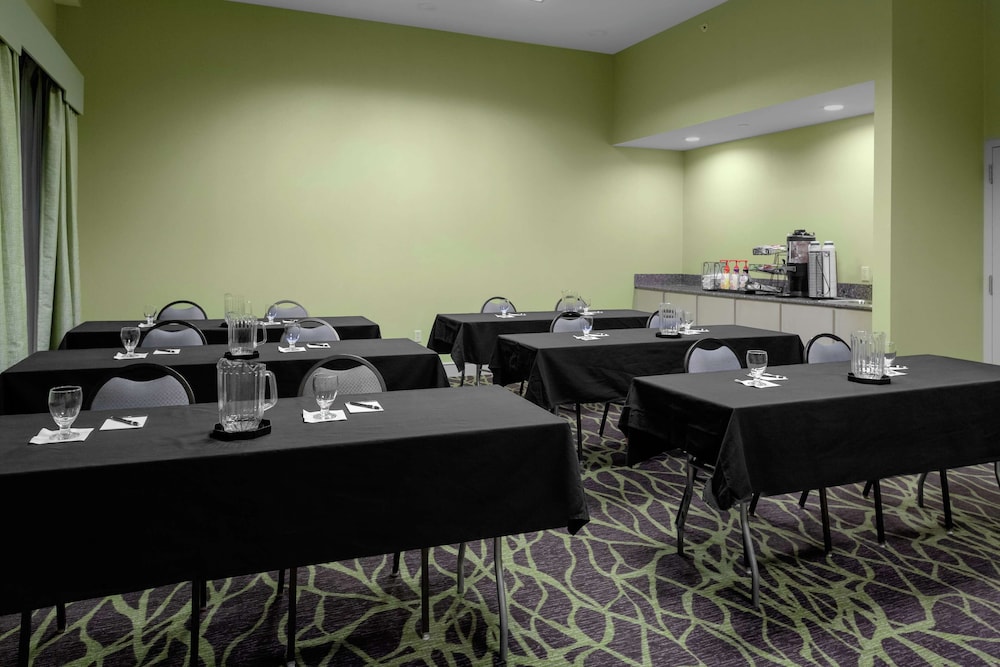 Homewood Suites by Hilton Tallahassee - photo 32