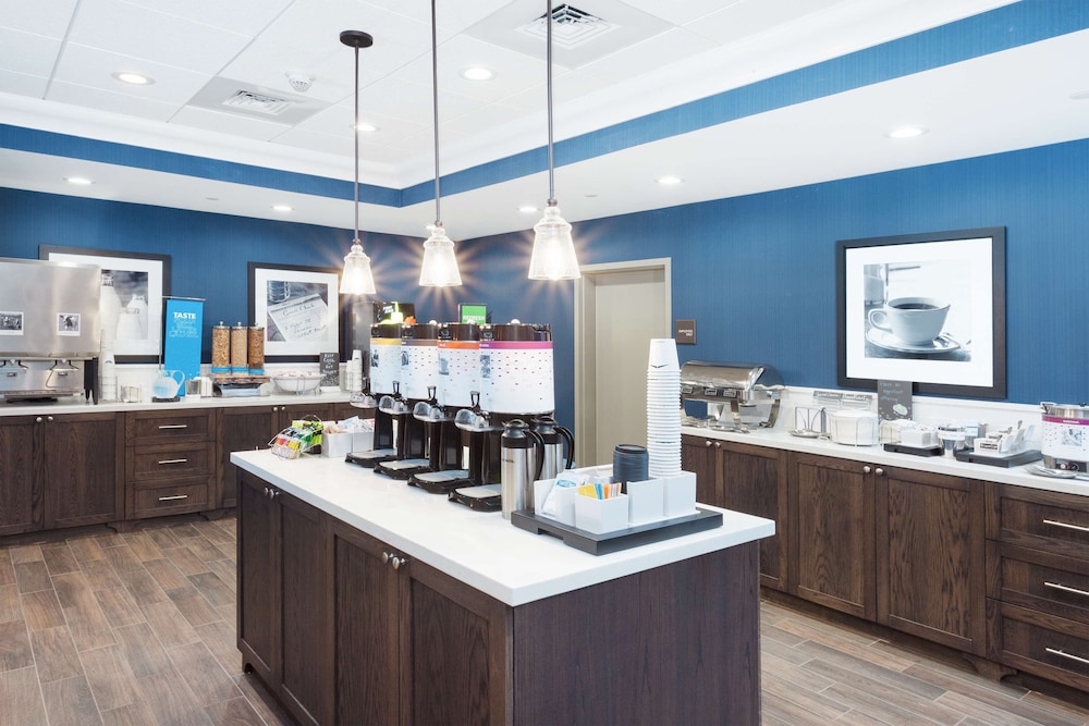 Hampton Inn Kennebunk Kennebunkport - photo 33