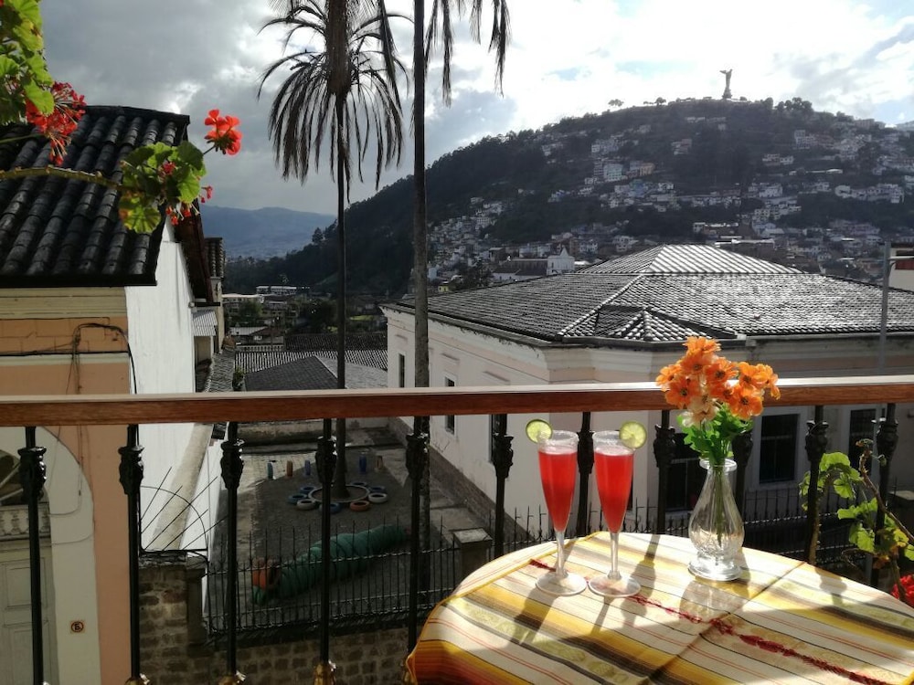 Mansión Barroca Quito - last minute hotel in Quito