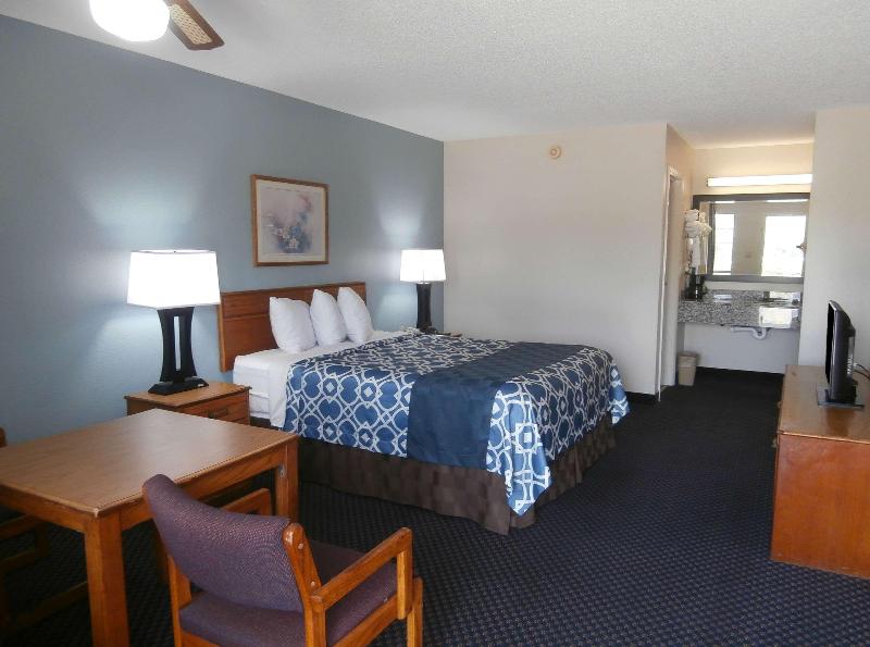 Americas Best Value Inn Blue Ridge - photo 11