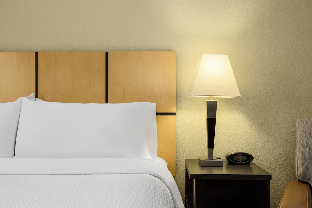Candlewood Suites Bismarck by IHG - photo 17