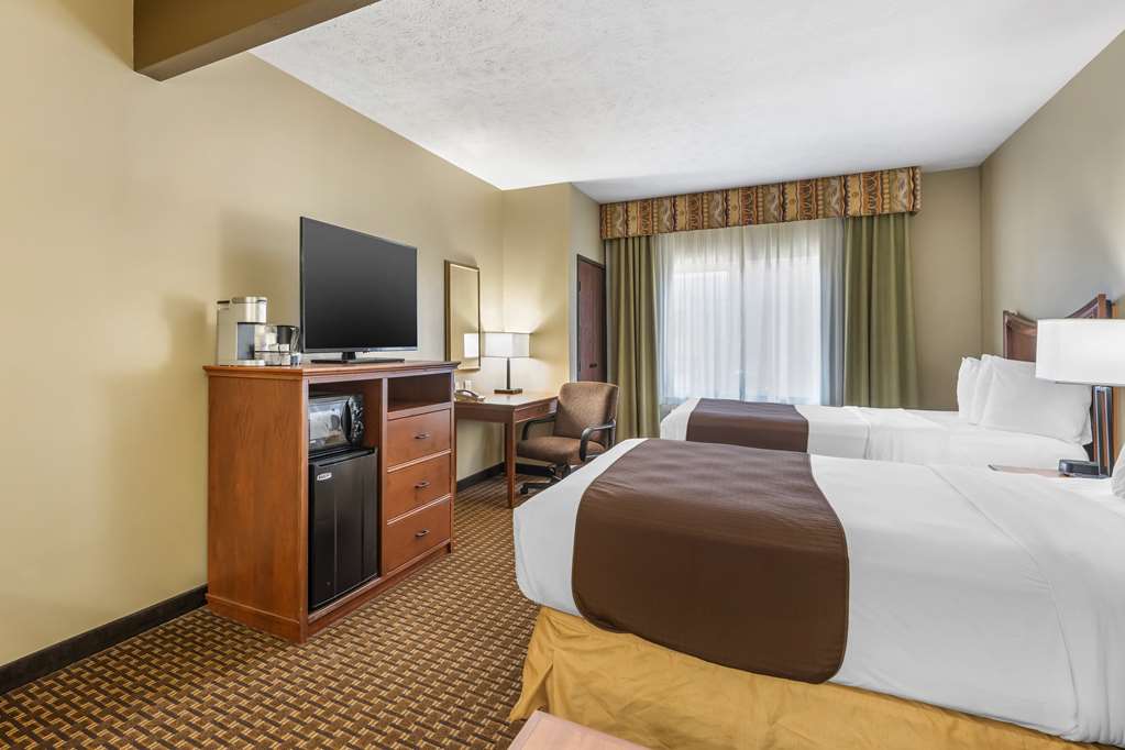 Best Western Plus Grand Island Inn & Suites - photo 20