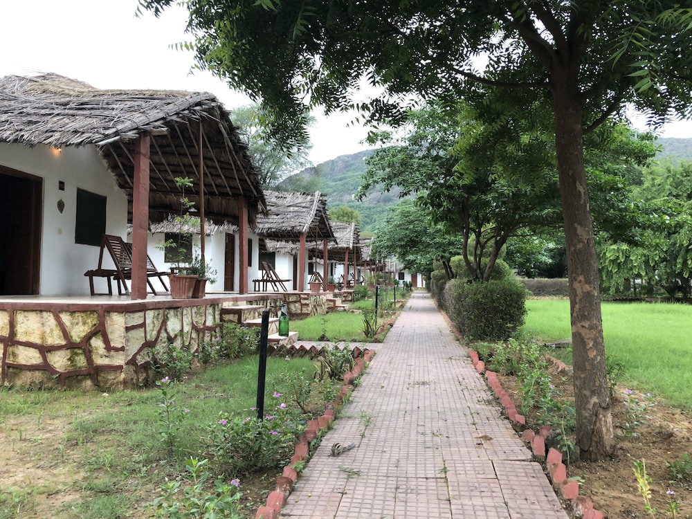 Geejgarh Eco Village By Opensky — Dausa