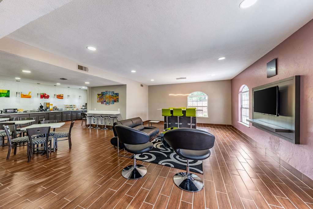 Quality Inn & Suites Canton - photo 9